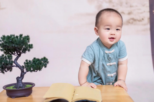 朝阳怀孕初期肚子紧绷